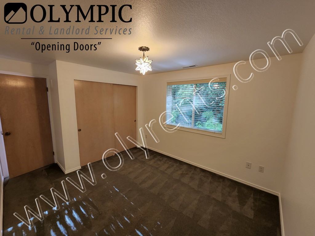1531 Thomas St Nw - Photo 2 of 5