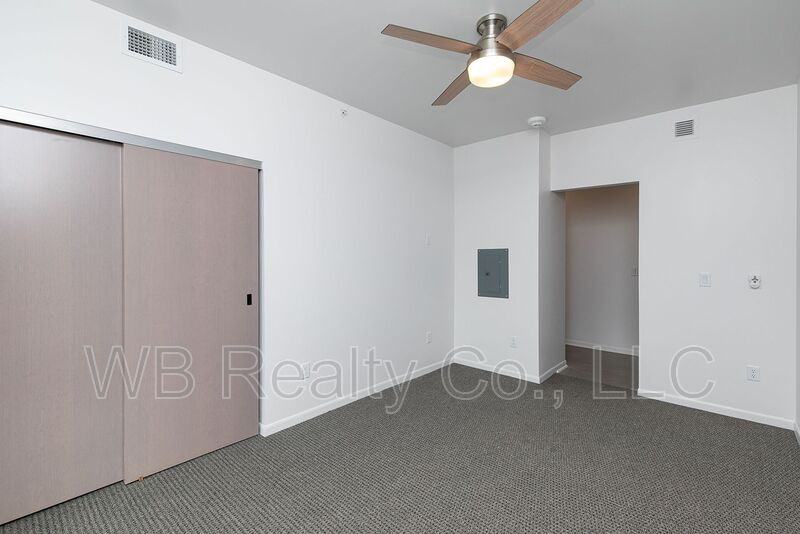 315 5th St #301 - Photo 4 of 29