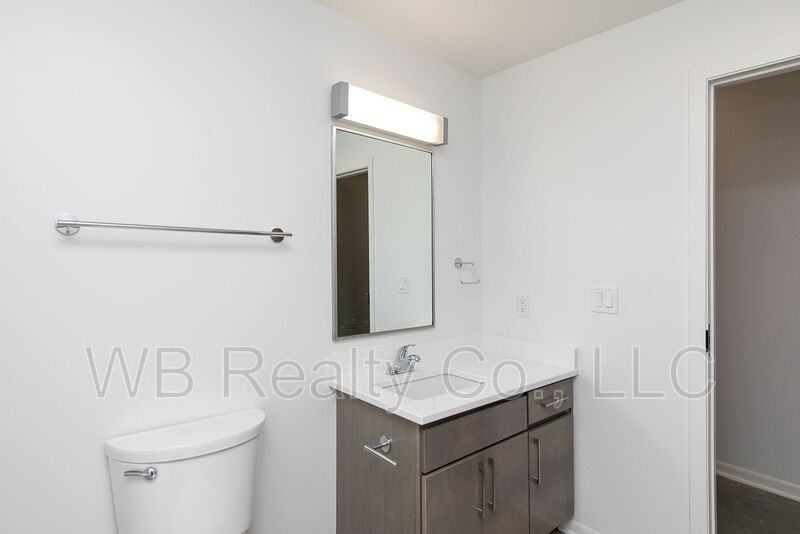 315 5th St #301 - Photo 7 of 29