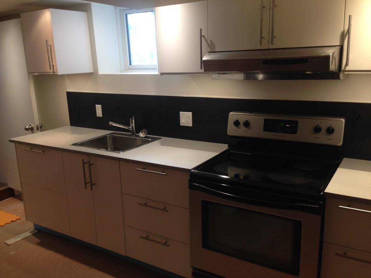 100 Yarmouth Road - Photo 2 of 7