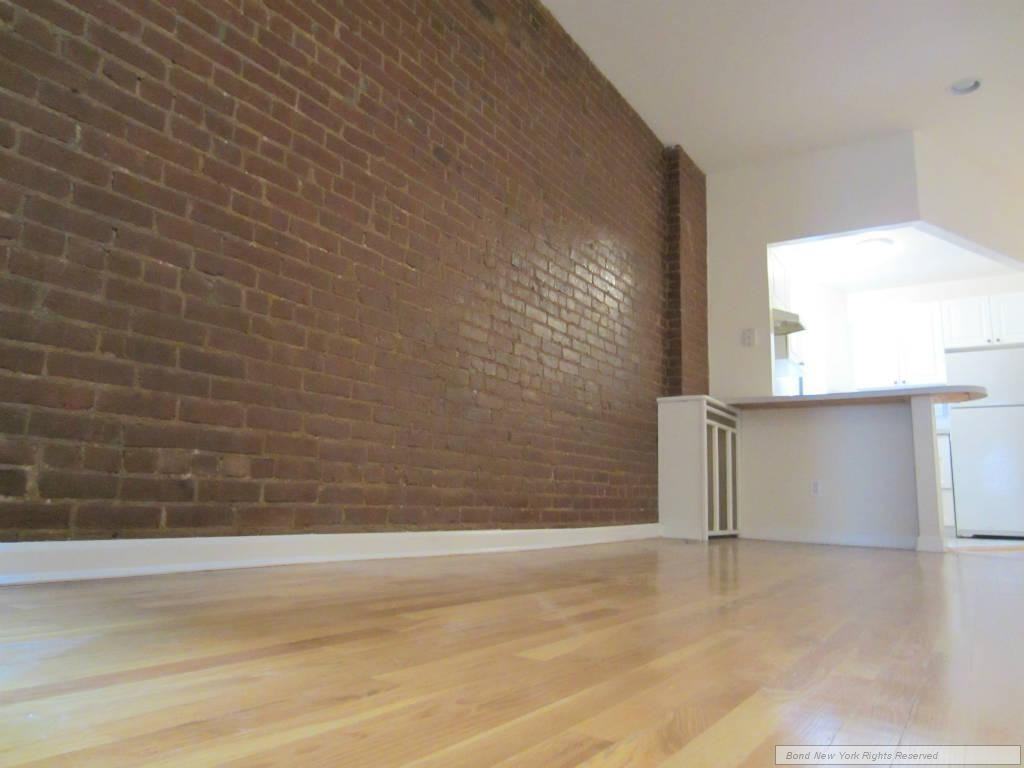 E 81st St #1E