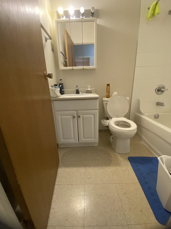 1220 Molson Street - Photo 3 of 10