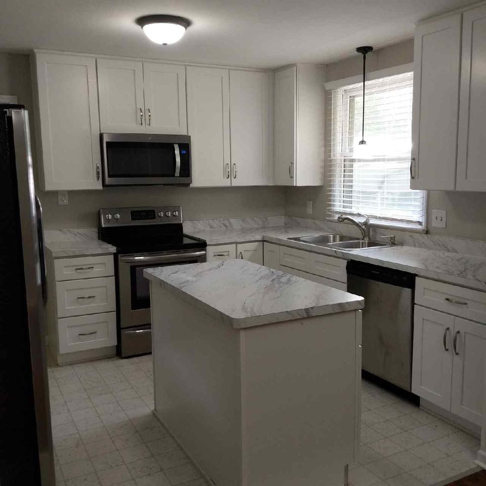 122 Bailey Collins Dr #1 - Photo 2 of 19