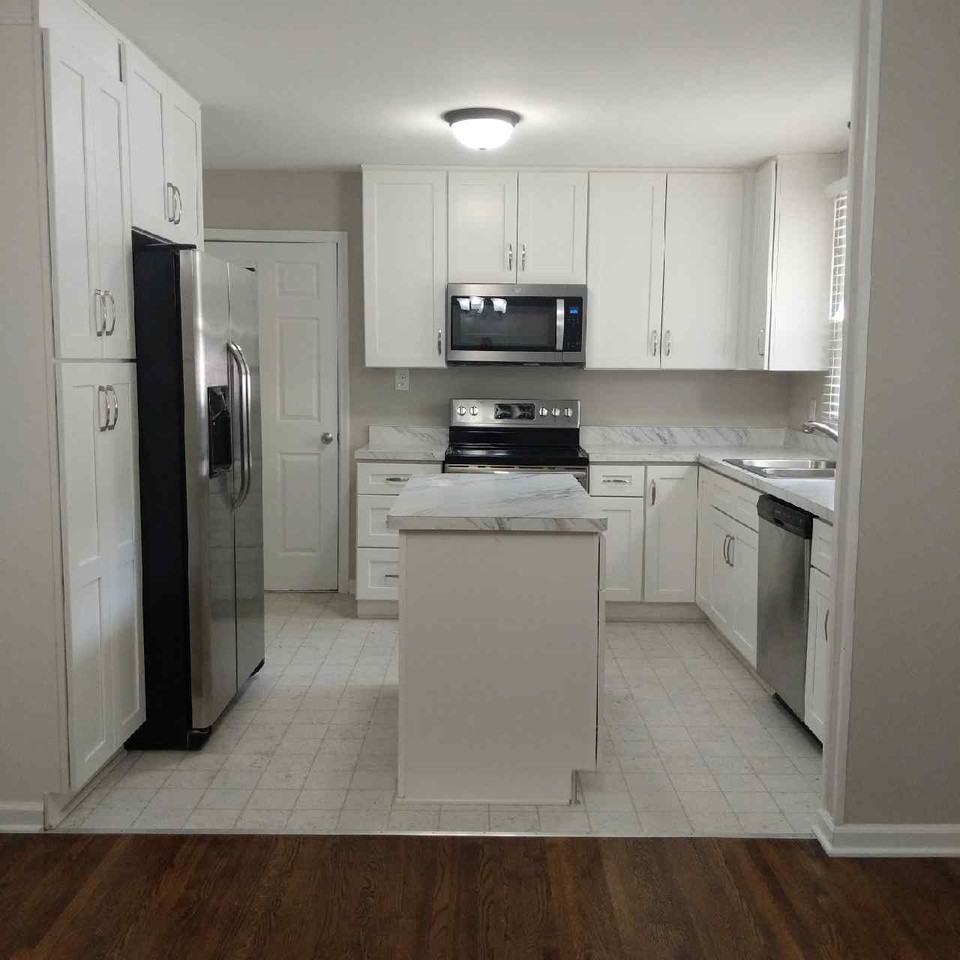 122 Bailey Collins Dr #1 - Photo 3 of 19