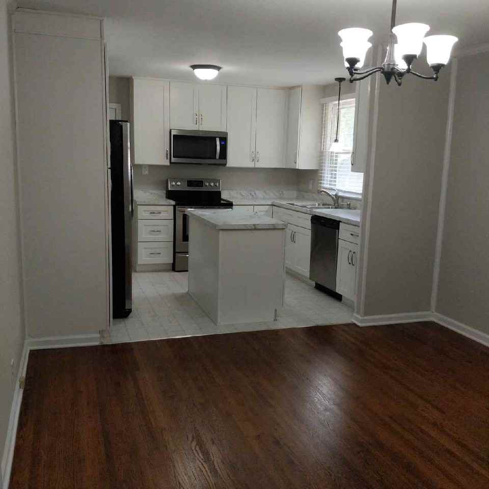 122 Bailey Collins Dr #1 - Photo 5 of 19