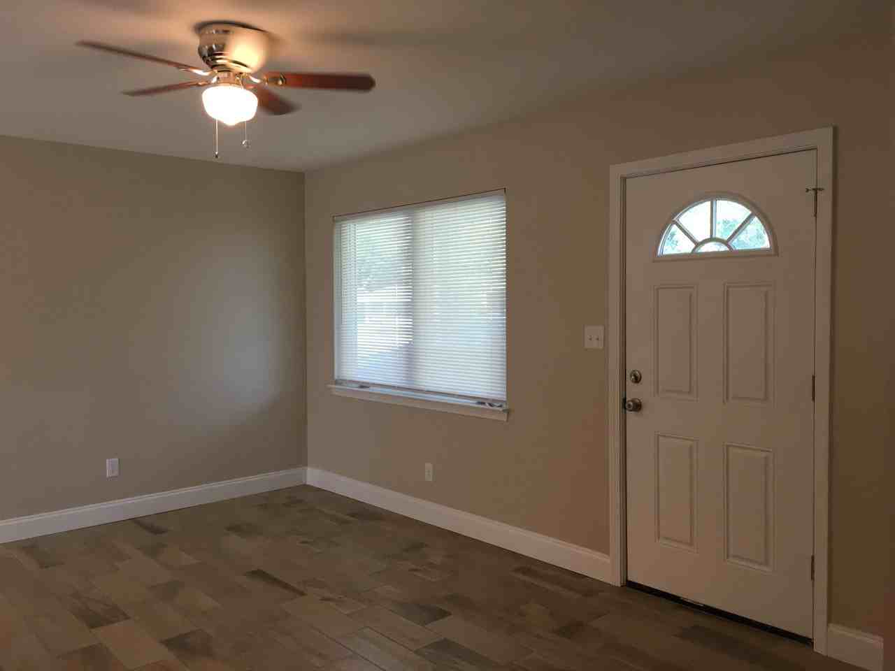 136 N Audrey Cir Nw - Photo 6 of 17