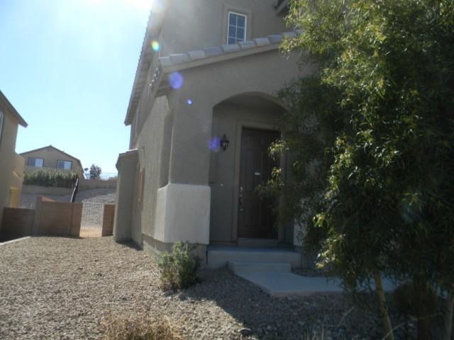 5029 Ivy Creek Ct - Photo 3 of 28