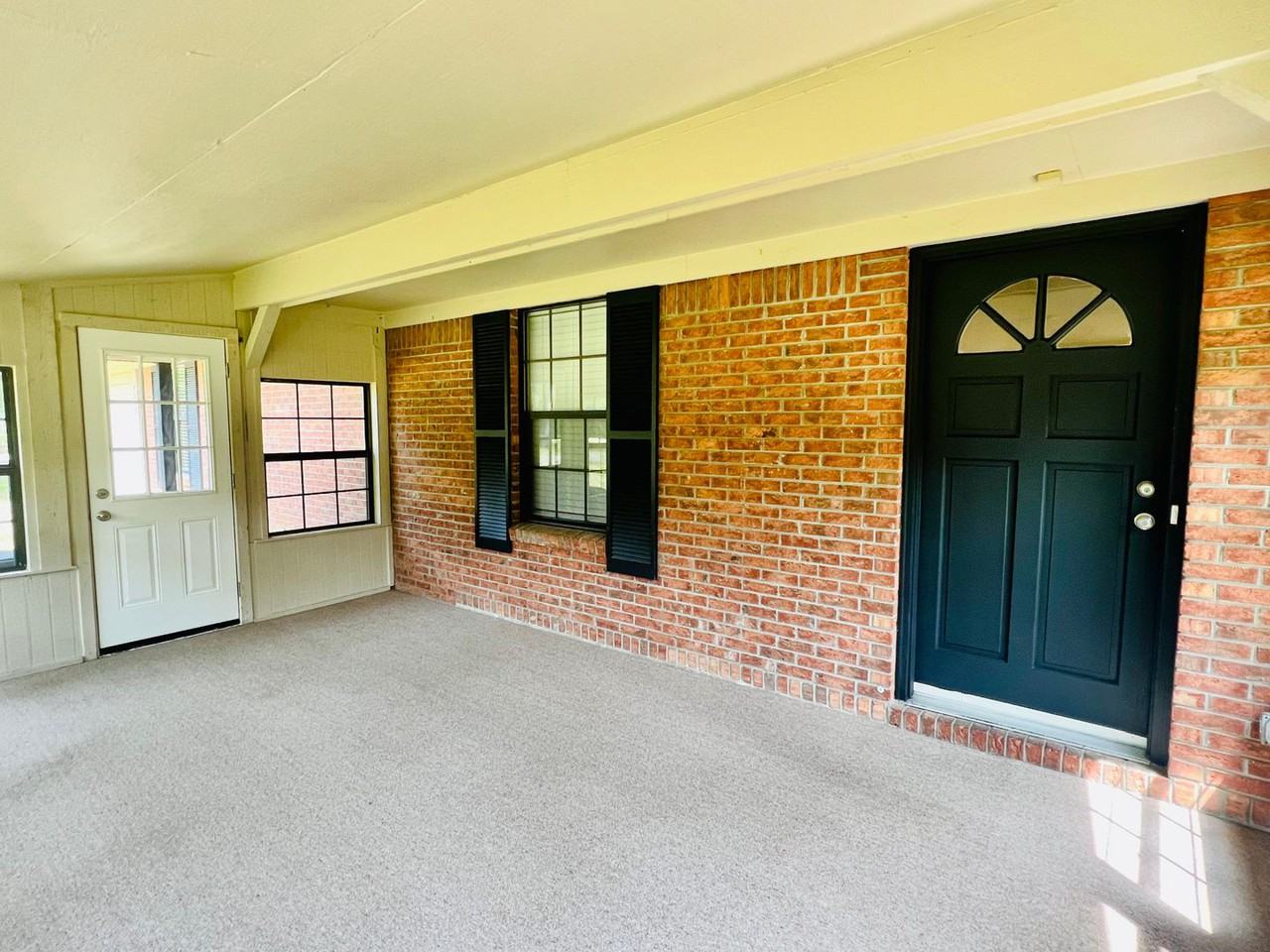 4652 Antelope St - Photo 3 of 7