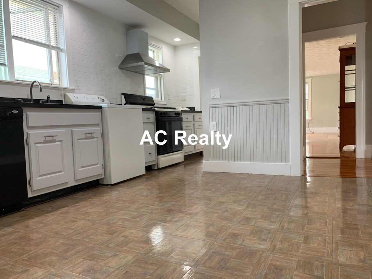 25 Bradbury Ave #2 - Photo 2 of 10