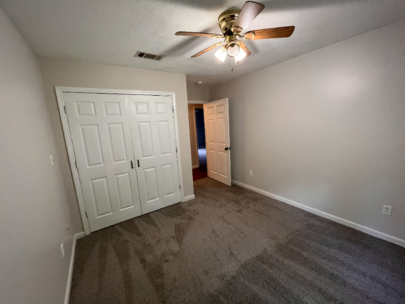 133 N Ridge Dr - Photo 5 of 18