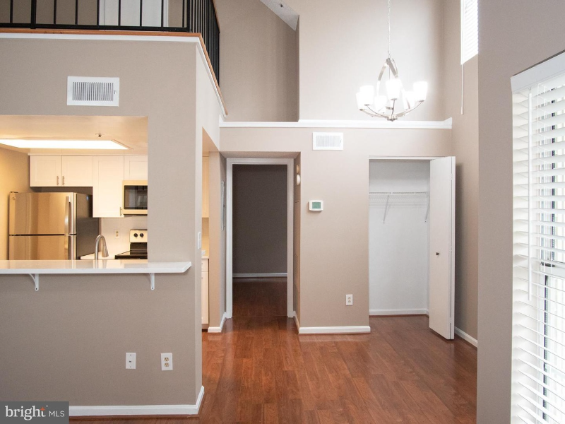 14109 Bowsprit Ln #209 - Photo 3 of 10