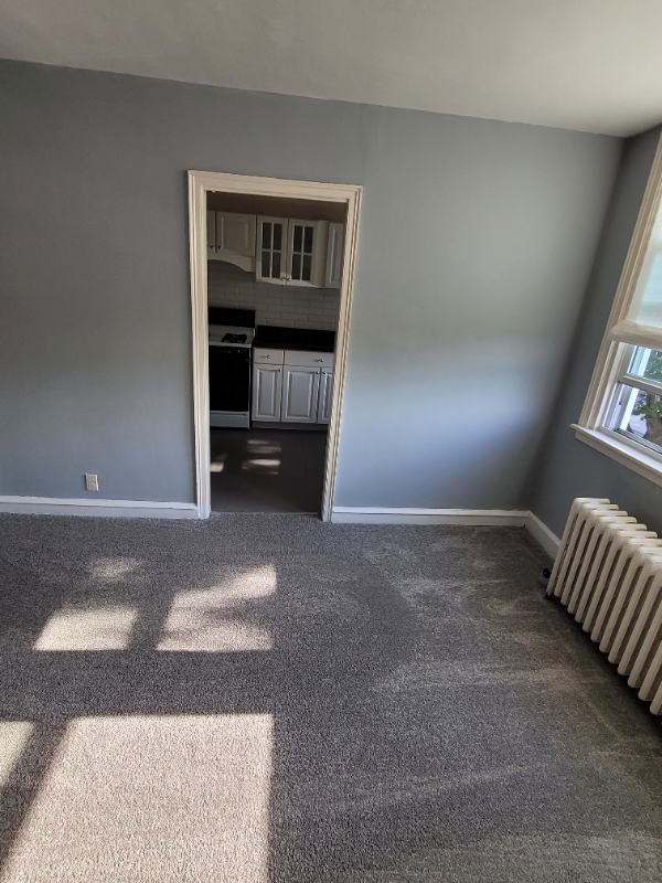 6641 N 15th St #B - Photo 3 of 11