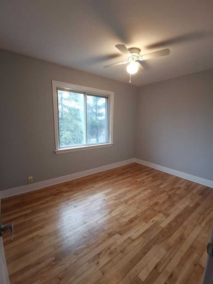 2446 - 2446 Chasseur Avenue - Photo 2 of 5