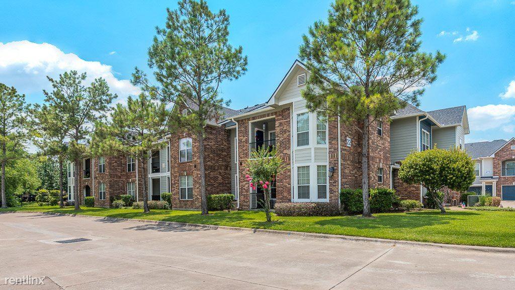 8456 - Photo 3 of 10