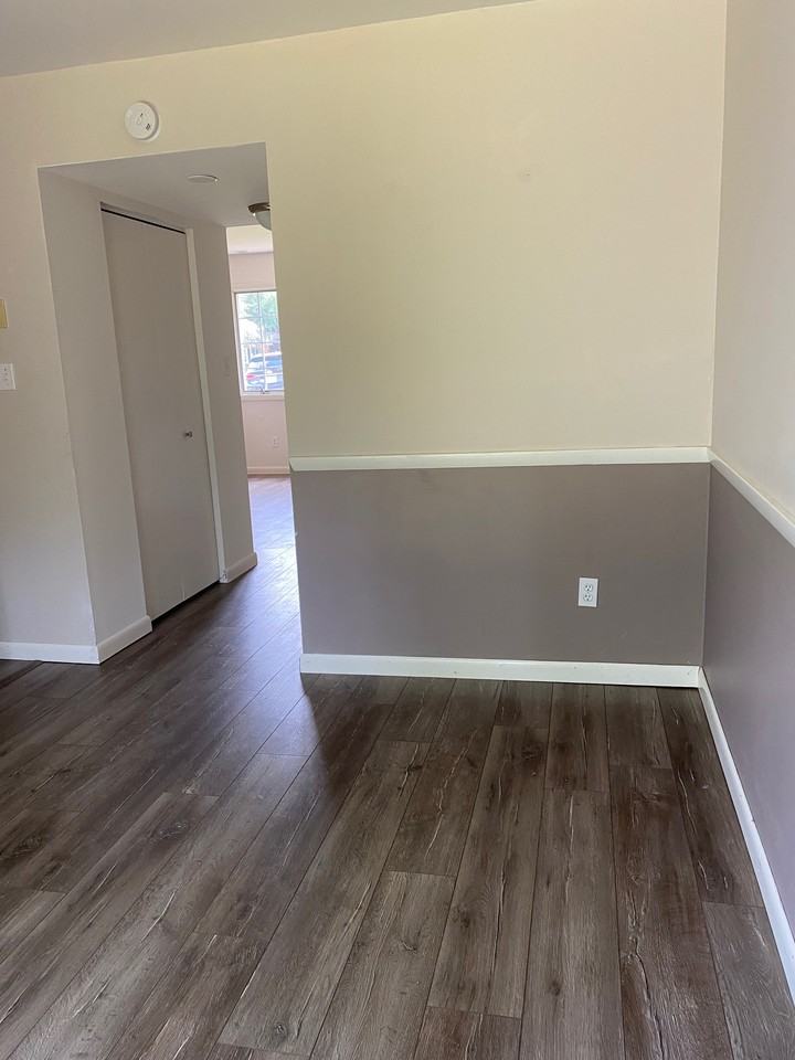 13 Thatch Ct - Photo 4 of 10