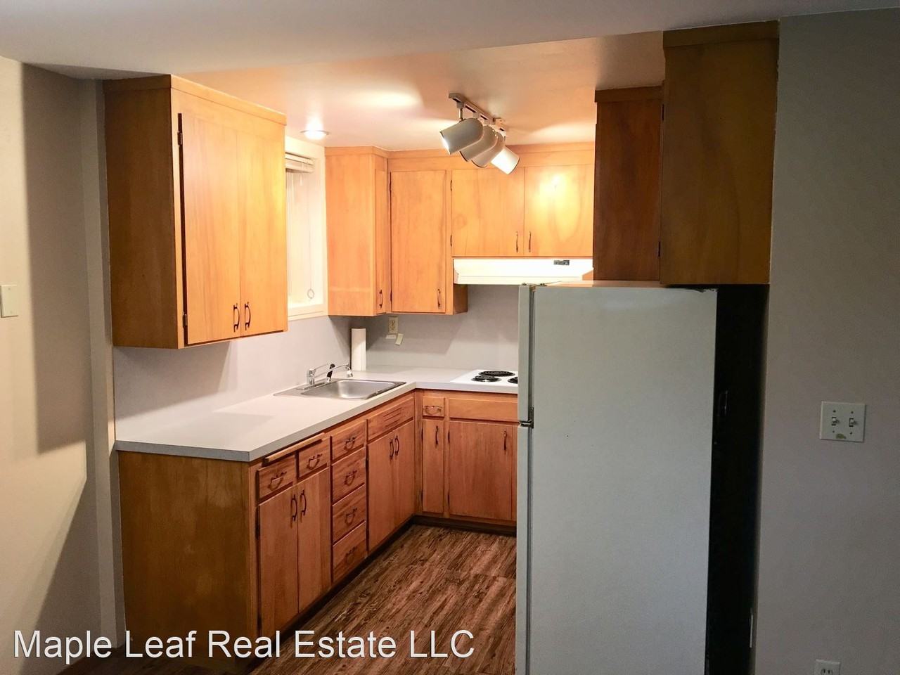 3612 Palatine Ave N - Photo 2 of 12