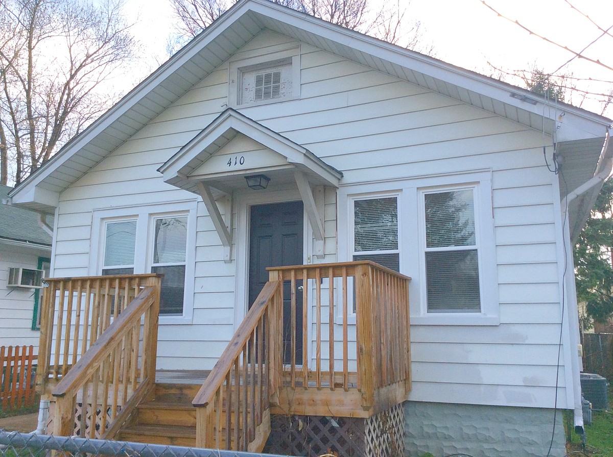 410 Bangs St - Photo 2 of 29