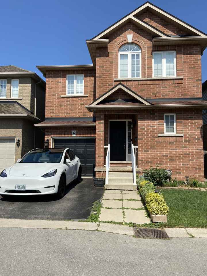 78 Peachwood Crescent Unit 6 - Photo 2 of 37