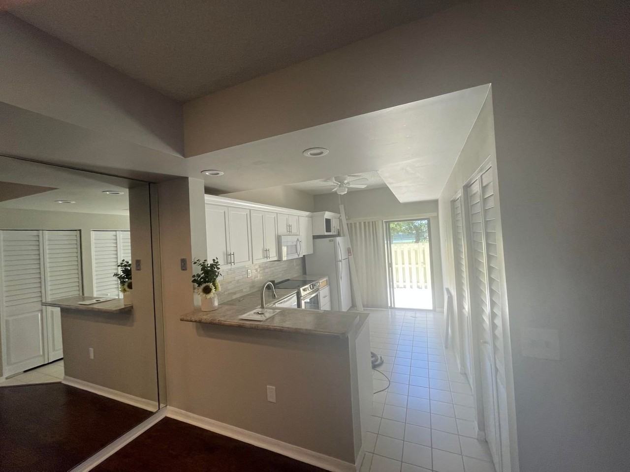 520 Bella Vista Court North #20 - Photo 2 of 4