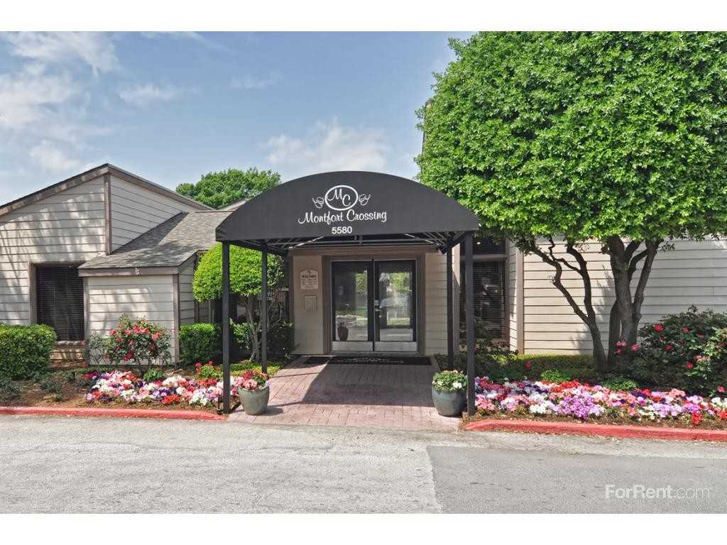 Montfort Crossing - Photo 2 of 3