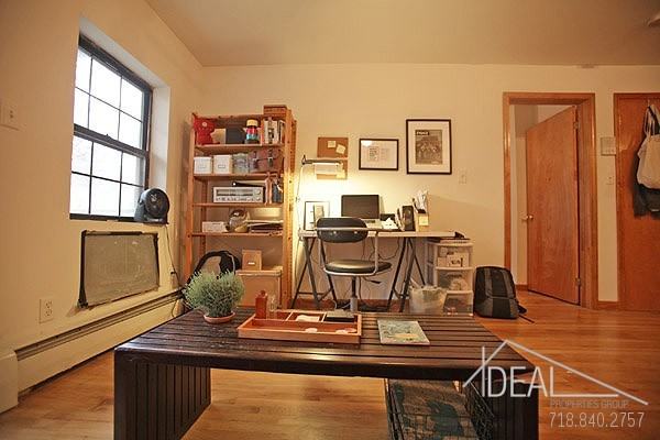 350 22nd St #3 - Photo 3 of 6