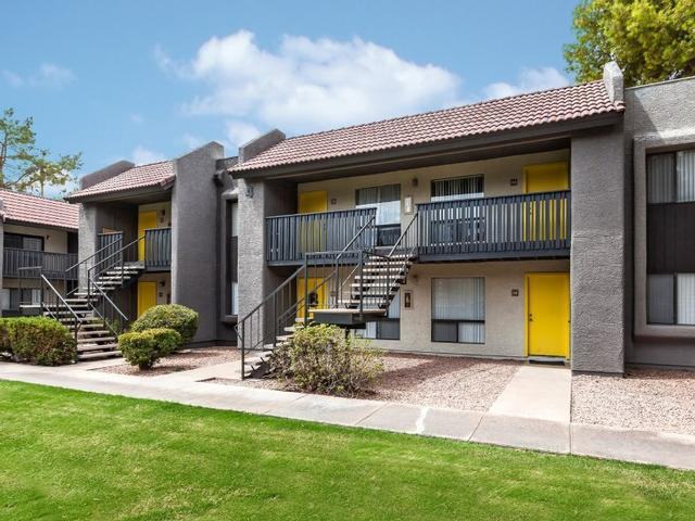 2020 E Broadway Rd - Photo 6 of 14