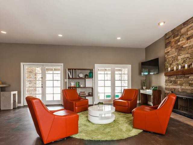 2020 E Broadway Rd - Photo 5 of 14