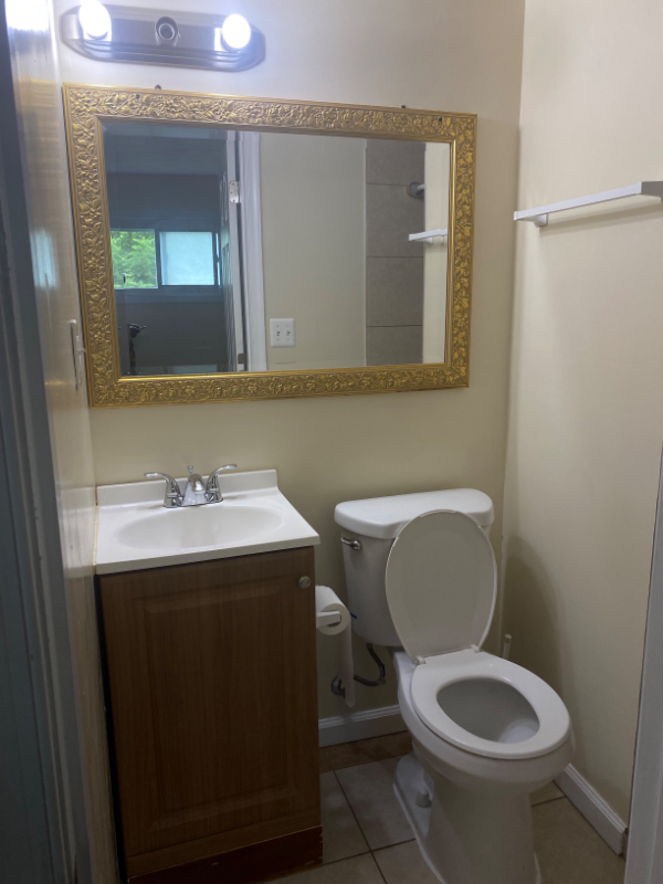 11727 Veirs Mill Rd - Photo 4 of 5