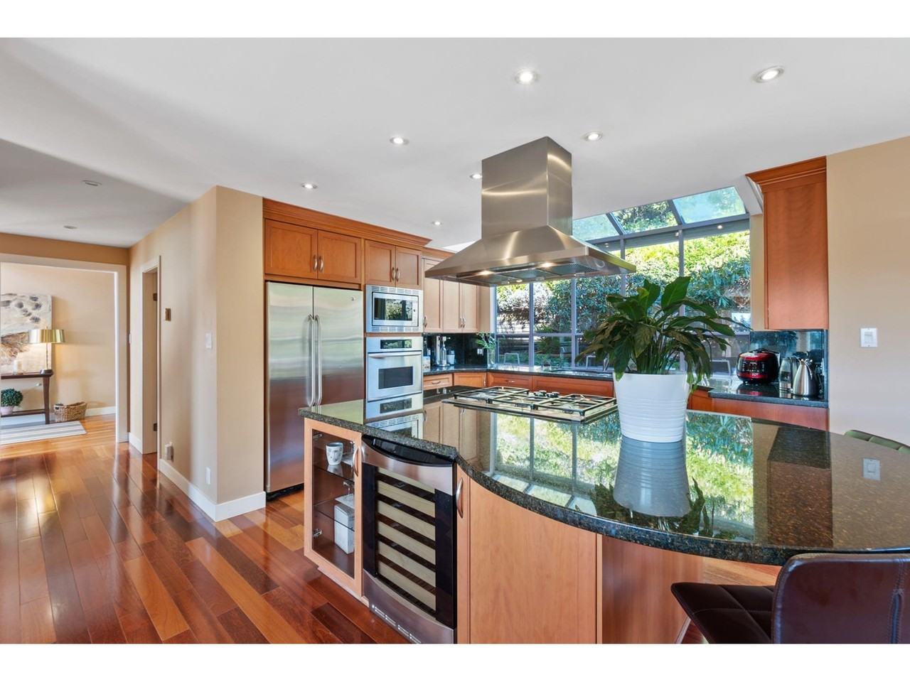 4827 Northwood Place - Photo 5 of 31