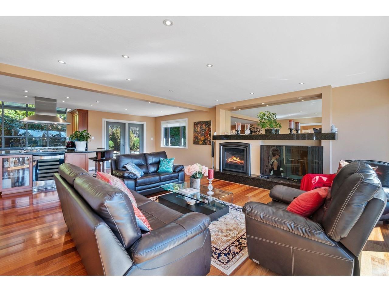 4827 Northwood Place - Photo 6 of 31