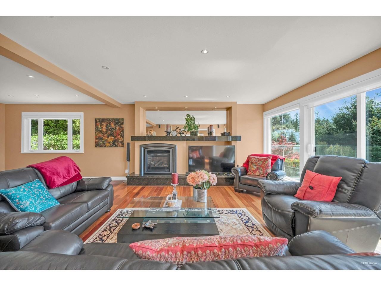 4827 Northwood Place - Photo 7 of 31