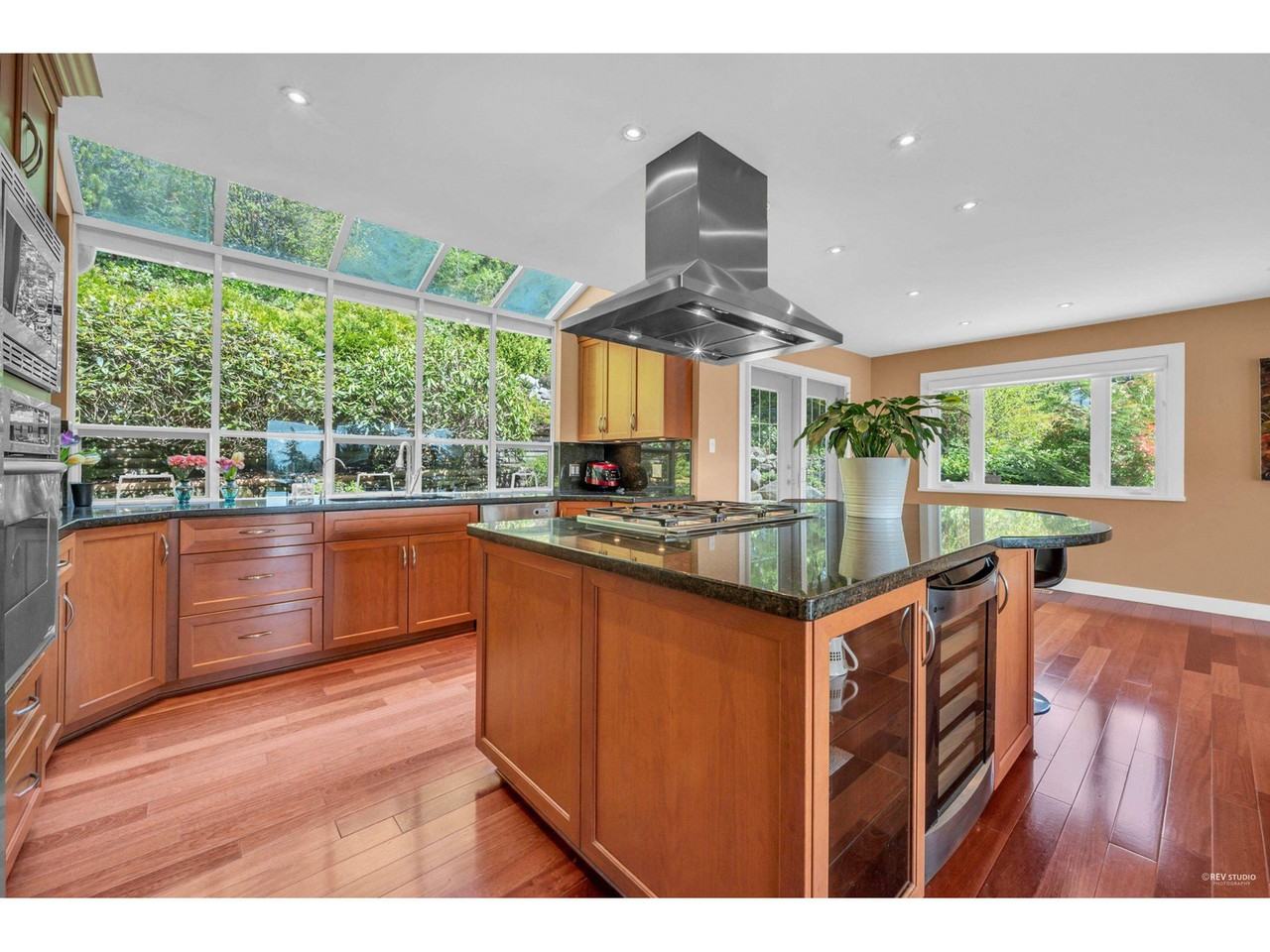 4827 Northwood Place - Photo 2 of 31