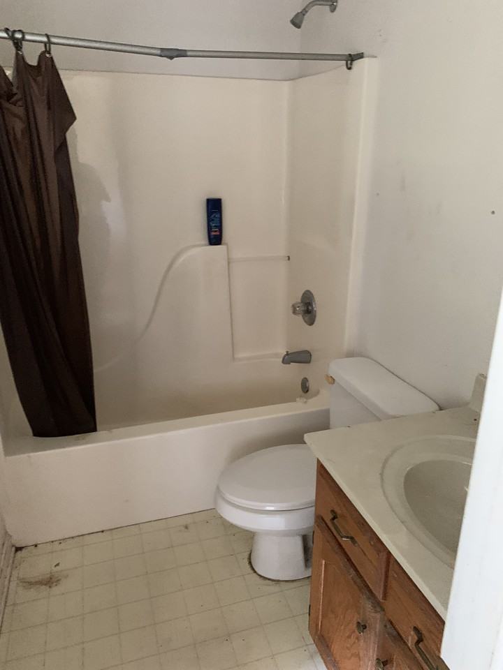 5162 Curtis Rd - Photo 3 of 12