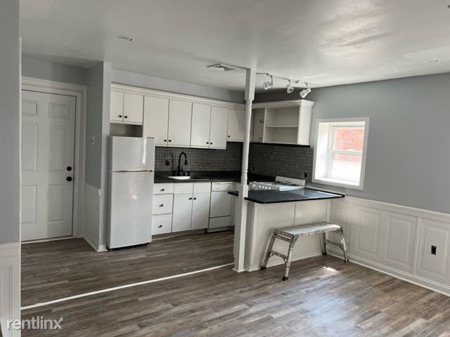 4506 Baker St - Photo 2 of 5