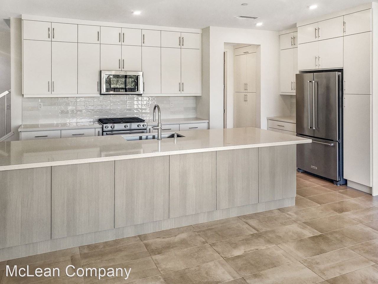 318 Huddle Springs Dr - Photo 3 of 22