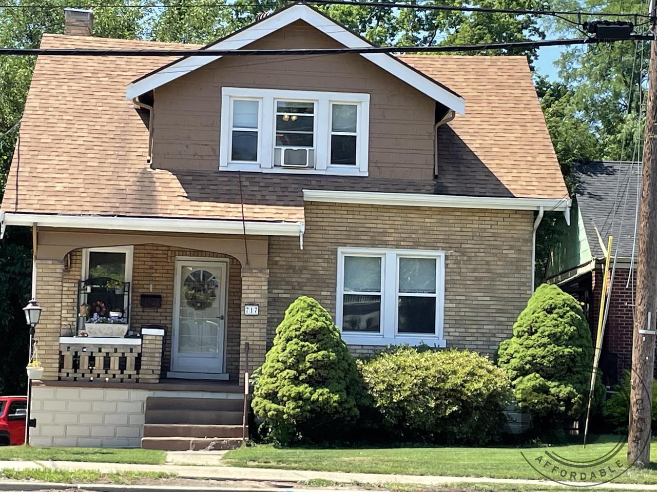 717 South Grand Avenue