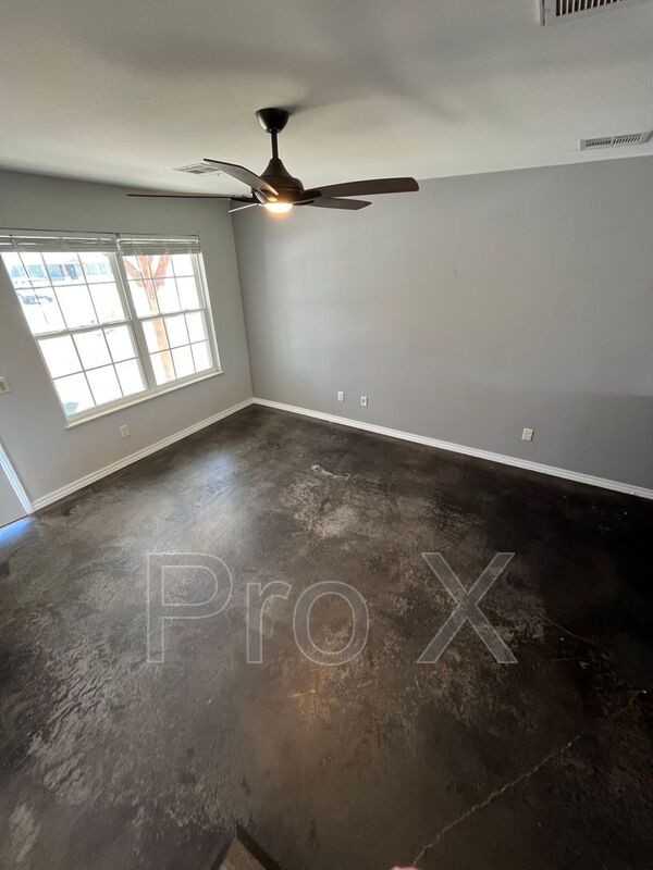 618 Easton #A - Photo 2 of 16