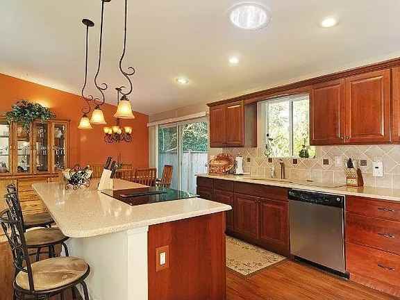 2814 129th Ave Se - Photo 2 of 13