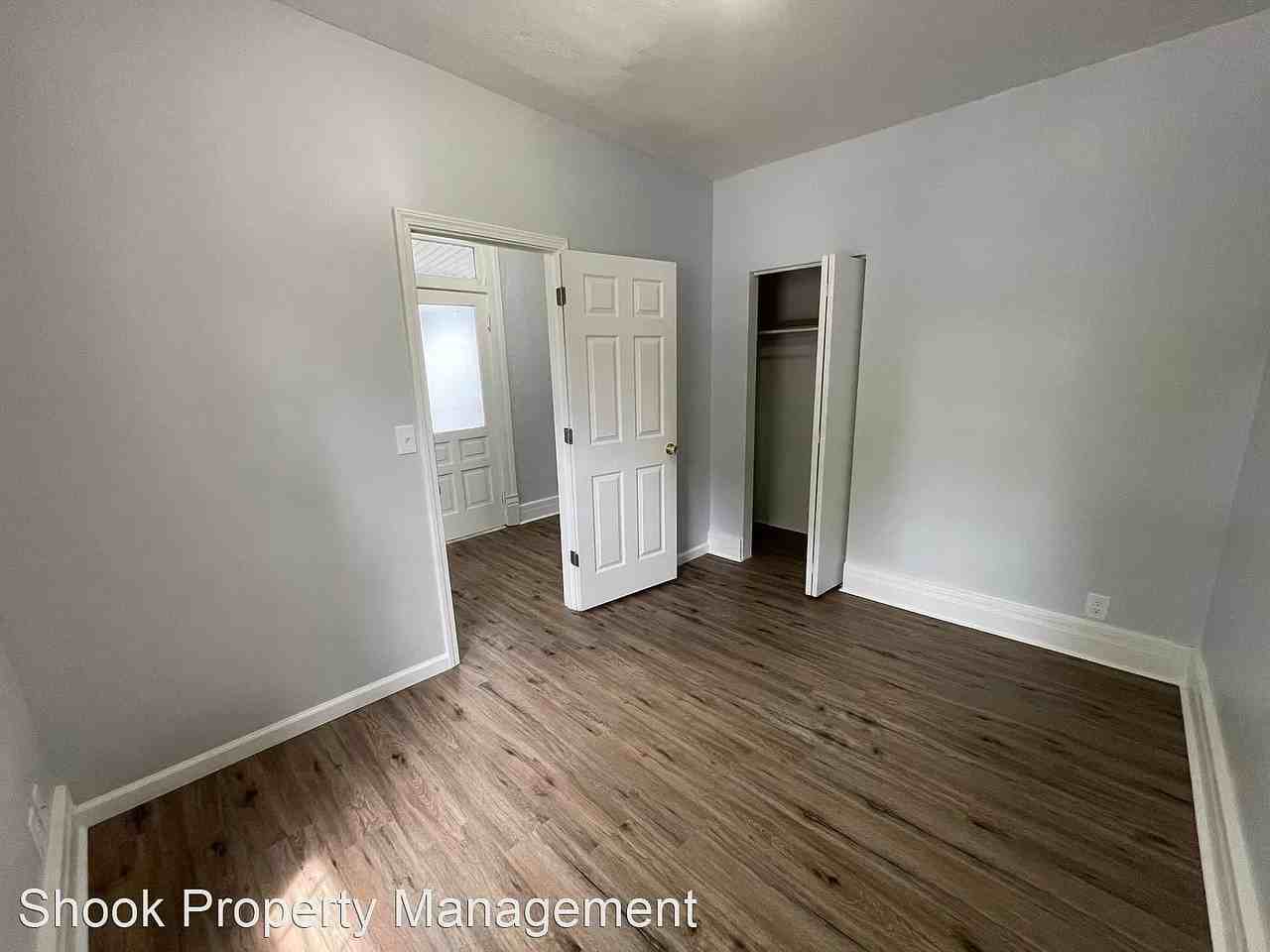 913 N 12th St - Photo 3 of 7