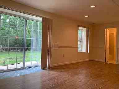 92 Harvard Cir - Photo 2 of 23