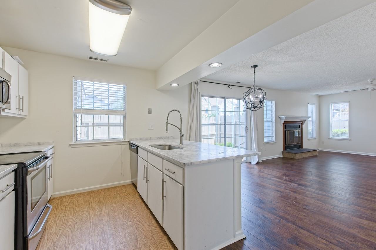 111 Castilian Dr - Photo 2 of 9