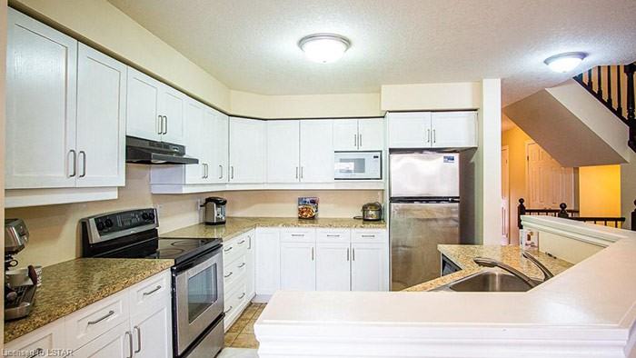 600 Hyde Park Rd - Photo 3 of 17