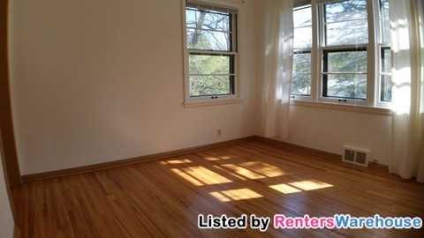 3642 Elmwood Pl - Photo 3 of 14