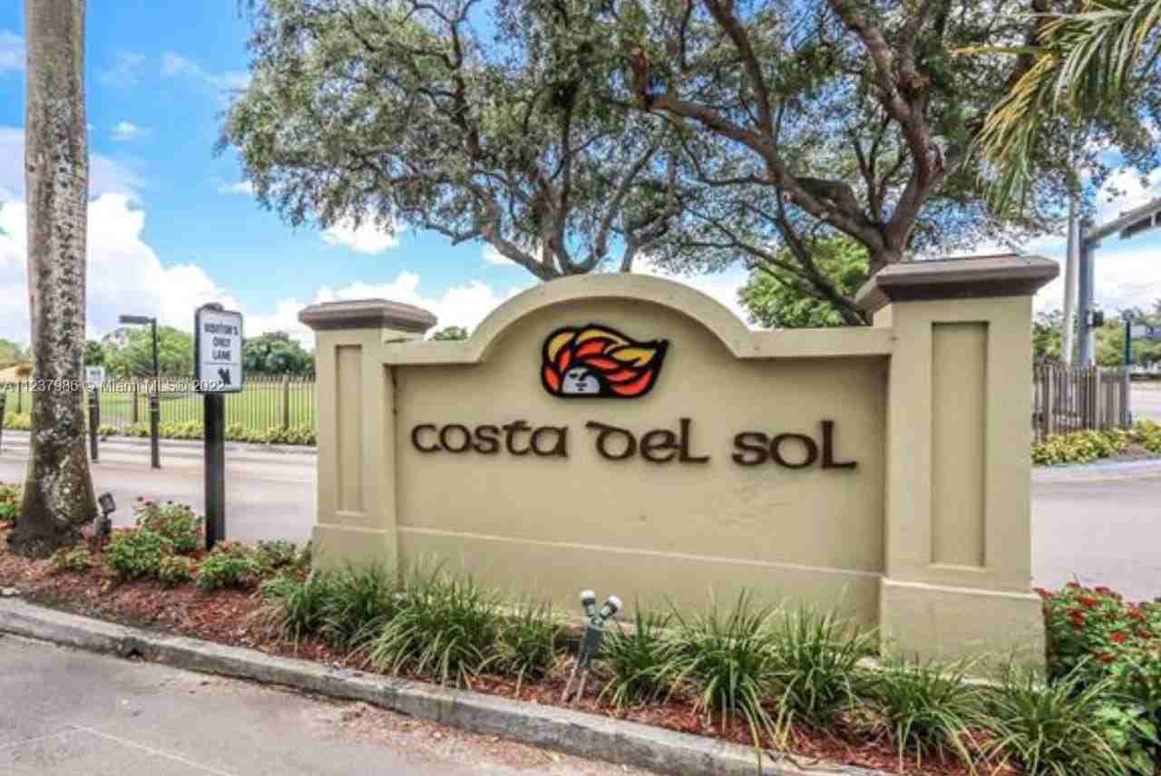 3550 Estepona Ave #20