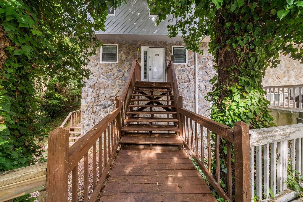 1353 Overlook Cv Se #1