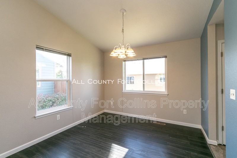 827 Glenwall Dr - Photo 6 of 25