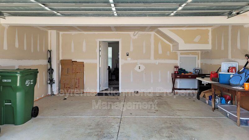 2108 Semmes Ave - Photo 4 of 21
