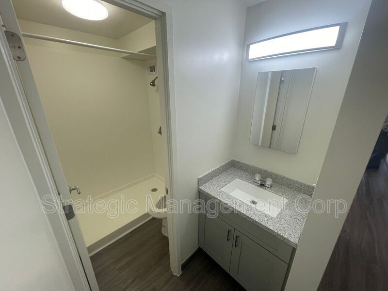 1301 Lusitana St #506 - Photo 6 of 19