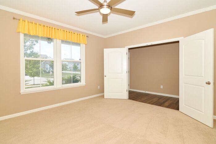 16719 Broken Arrow Dr - Photo 3 of 29