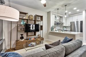 featured image of 321 E Main St